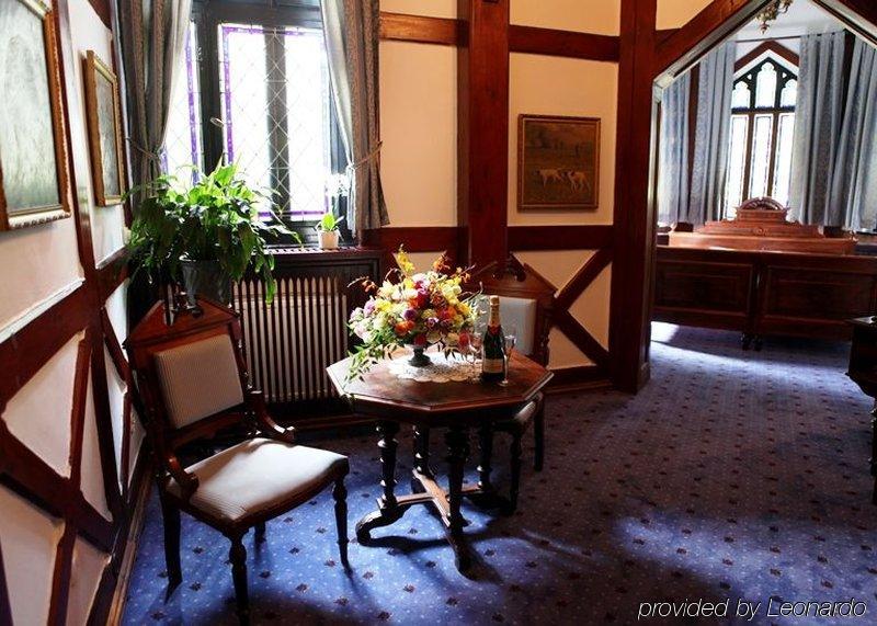Hotel Noma Residence Zameczek Mysliwski Promnice Kobior Bagian luar foto