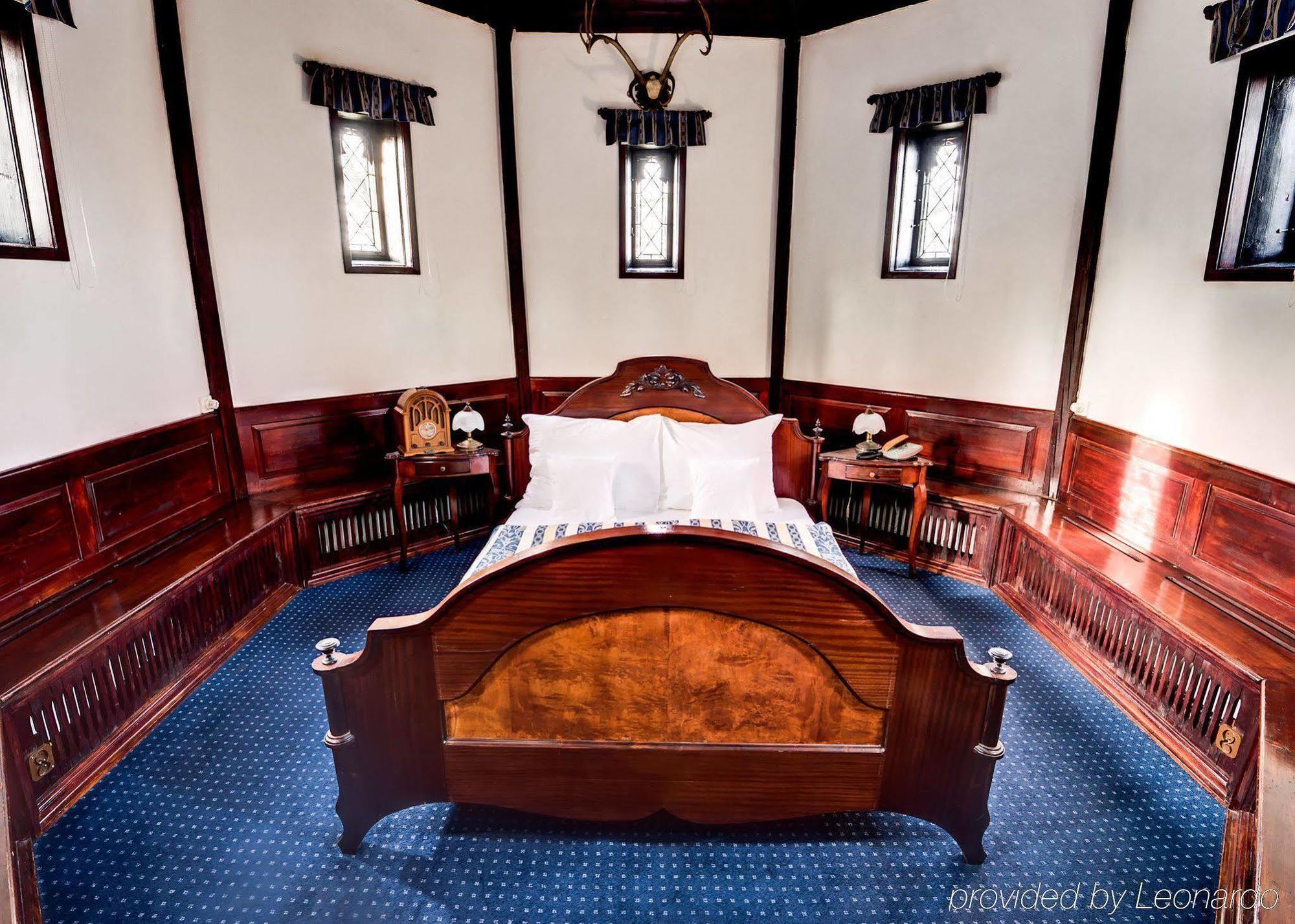 Hotel Noma Residence Zameczek Mysliwski Promnice Kobior Ruang foto