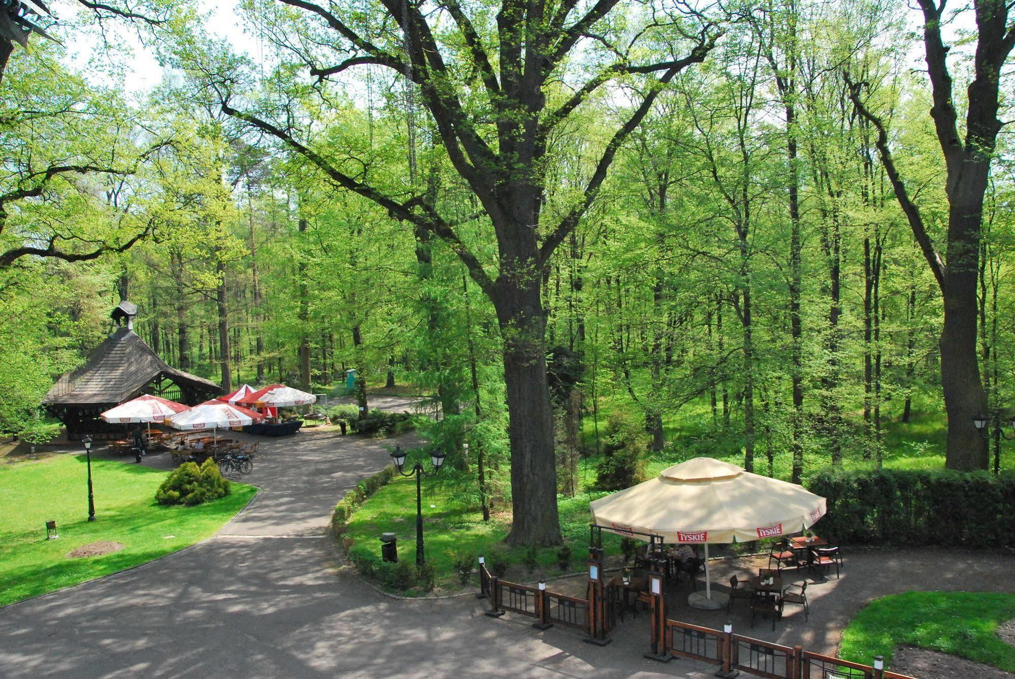 Hotel Noma Residence Zameczek Mysliwski Promnice Kobior Bagian luar foto