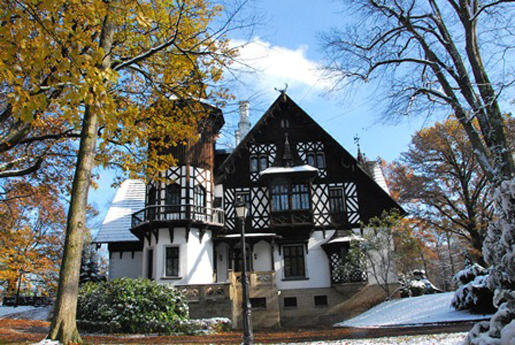 Hotel Noma Residence Zameczek Mysliwski Promnice Kobior Bagian luar foto